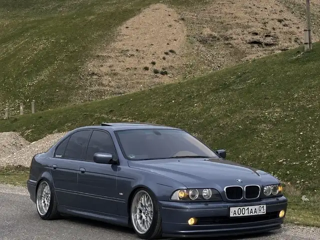 Лабовой Блик BMW e39, Худжанд