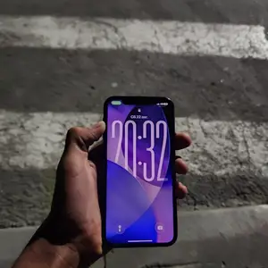 Apple iPhone 11 Pro, 64 gb, Silver, Душанбе