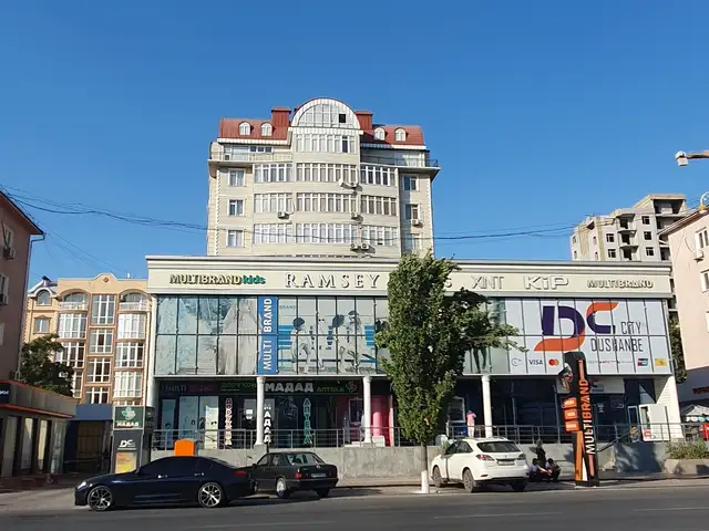 3-комн. квартира, 9 этаж, 102 м², Исмоили Сомони, Хуҷанд