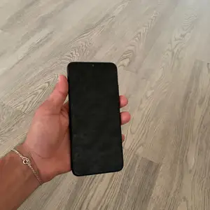 Смартфон Xiaomi Redmi 9С, Вахдат