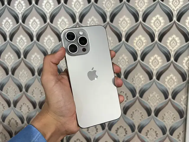 Apple iPhone 15 Pro Max, 256 gb, Natural Titanium, Душанбе