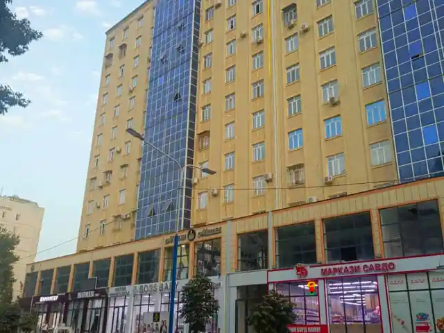 3-комн. квартира, 13 этаж, 94 м², 2 мкр, Турсунзода