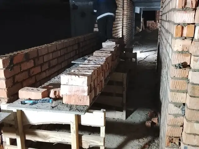 хизматрасони устои кладка, Душанбе