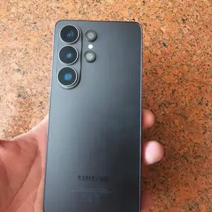 Samsung Galaxy 26 Ultra, Хуҷанд