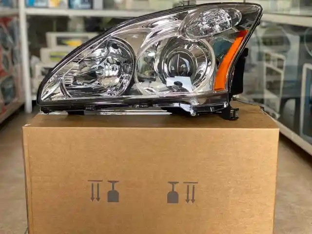 Фара на Lexus RX350 2009, Душанбе
