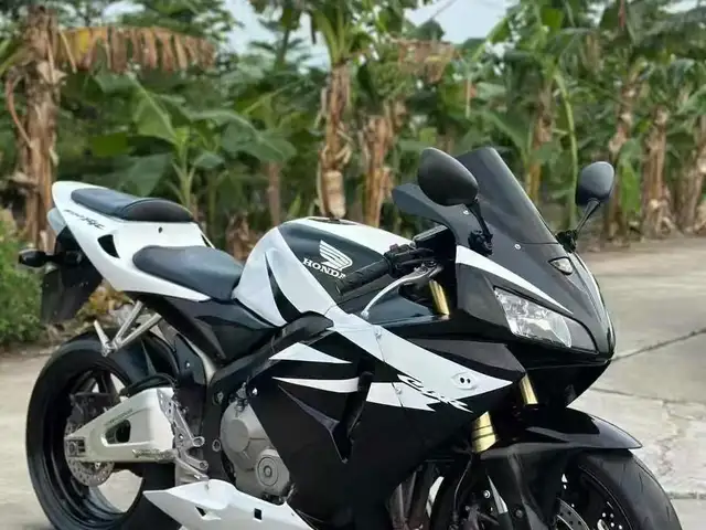 Мотоцикл Honda CBR600, Душанбе