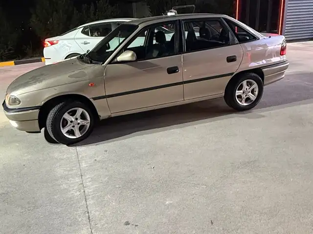 Opel Astra F