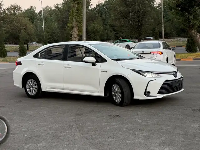 Toyota Corolla, 2022, Душанбе - 11