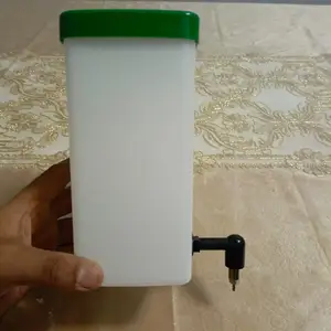 Кормушка ва поилкаи харгуш, Душанбе