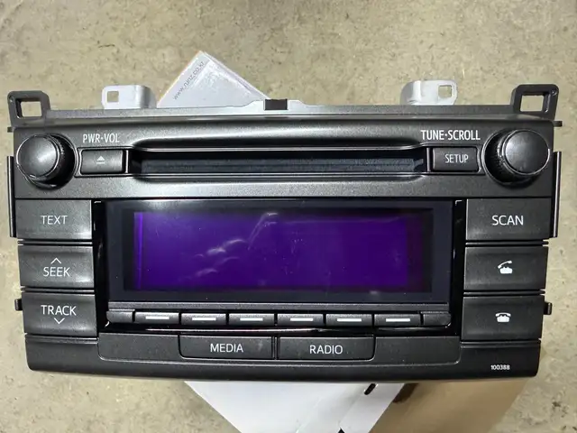 Магнитола от Toyota Rav4, Душанбе