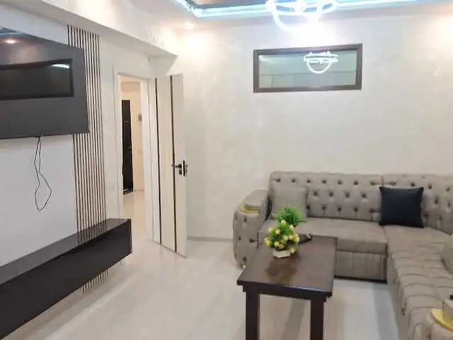 2-комн. квартира, 6 этаж, 70м², 102 мкр, Душанбе