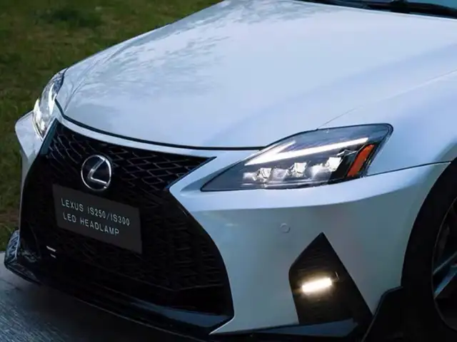Бампер фара на Lexus is 250, Душанбе
