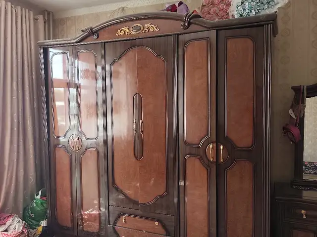 Спальный гарнитур, Турсунзаде