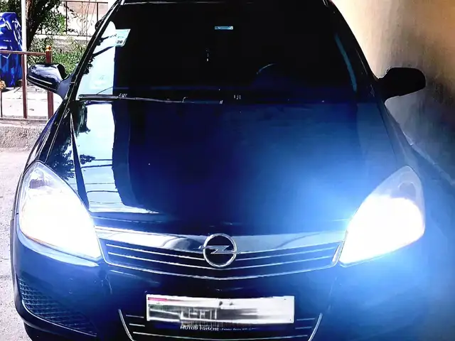 Opel Astra H