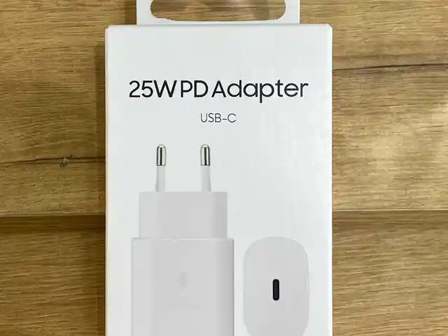 Зарядное устройство Galaxy Power Adapter 20W, Худжанд