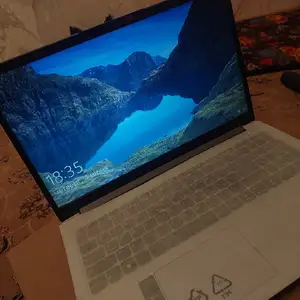 Ноутбук Lenovo IdeaPad, Душанбе
