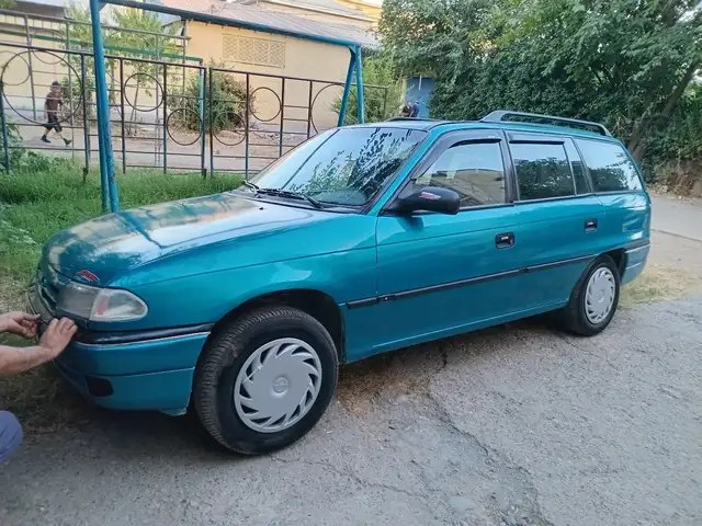 Opel Astra F