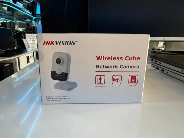 Камера внутренняя IP Hikivision DS 2CD2423G2 IW W, Худжанд