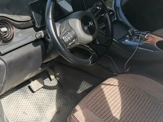 BYD B2