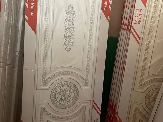 Дверь Эмаль, Душанбе