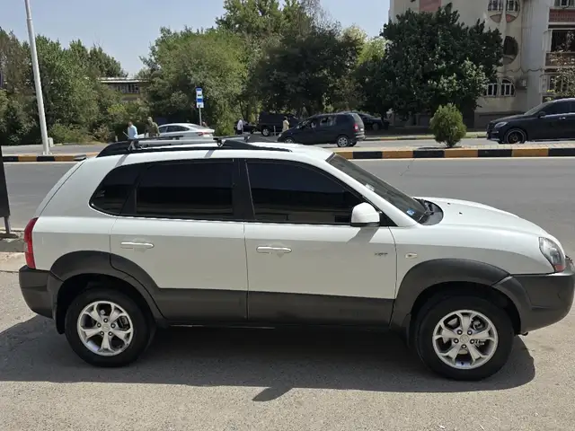 Hyundai Tucson, 2009, Душанбе - 8