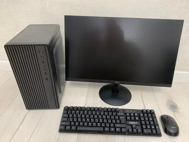 Офисный ПК Core i3-12100 Монитор AOC 24 120Hz, Душанбе