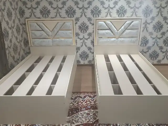 Односпальная кровать с матрасом, Хуҷанд