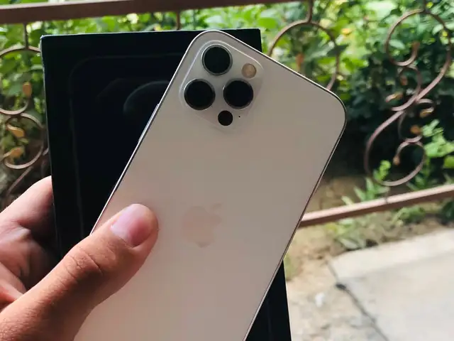 Apple iPhone 12 pro, 512 gb, Silver, Истаравшан