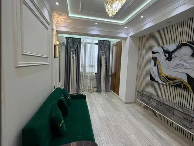 3-комн. квартира, 10 этаж, 115м², И. Сомони, Душанбе