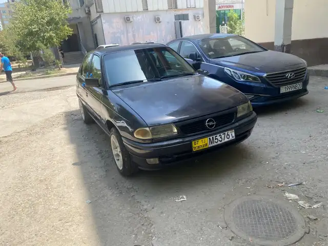 Opel Astra F