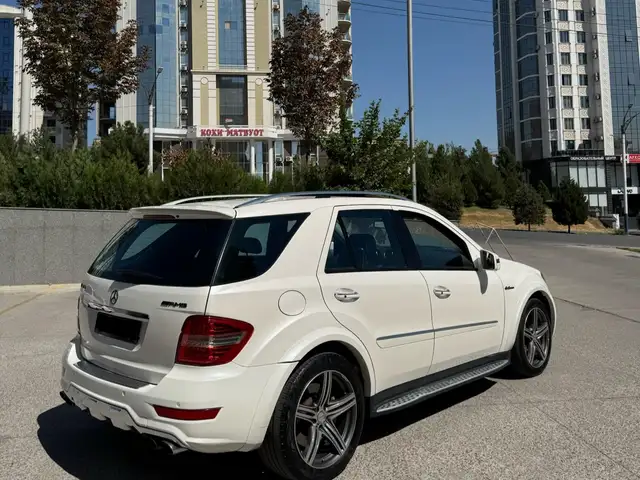 Mercedes-Benz ML class