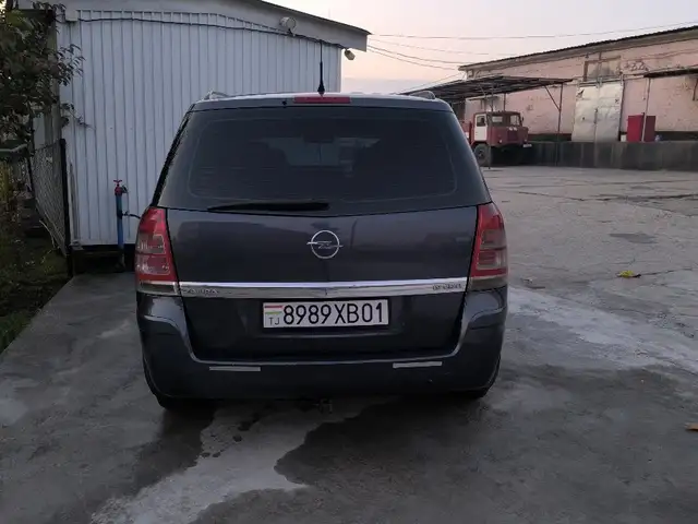 Opel Zafira