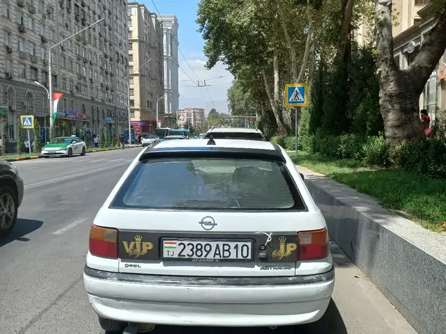 Opel Astra F