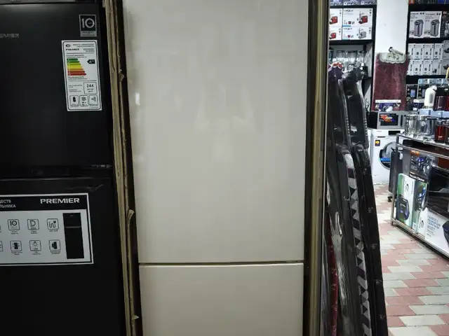 Холодильник Samsung rb37 бежевый NoFrost, Душанбе