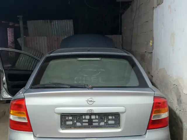 Opel Astra G