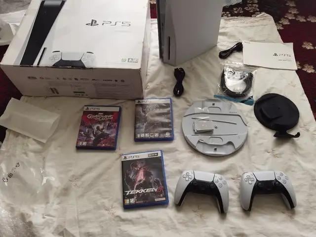 Игровая приставка Sony PlayStation 5, Худжанд
