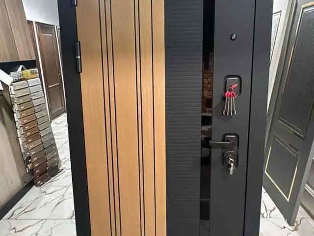 Дверь, Душанбе
