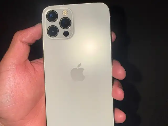 Apple iPhone 12 pro, 256 gb, Gold, Худжанд