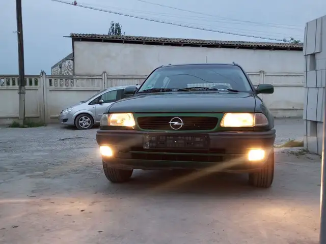 Opel Astra F