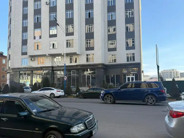2-комн. квартира, 11 этаж, 73 м², кучаи Сомониён, Ваҳдат