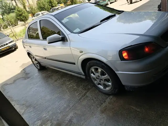 Opel Astra G
