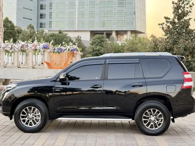 Toyota Land Cruiser Prado, 2011, Душанбе - 4
