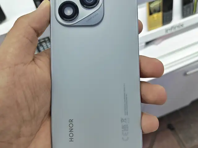 Huawei Honor 400 Lite 8/8/256GB, Душанбе