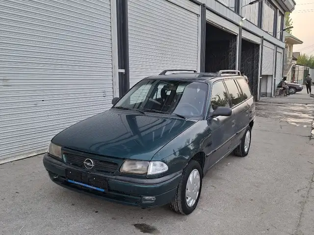 Opel Astra F