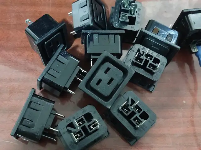 Розетка питания IEC, Душанбе