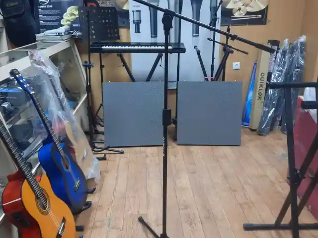Стойка для микрофона, Душанбе