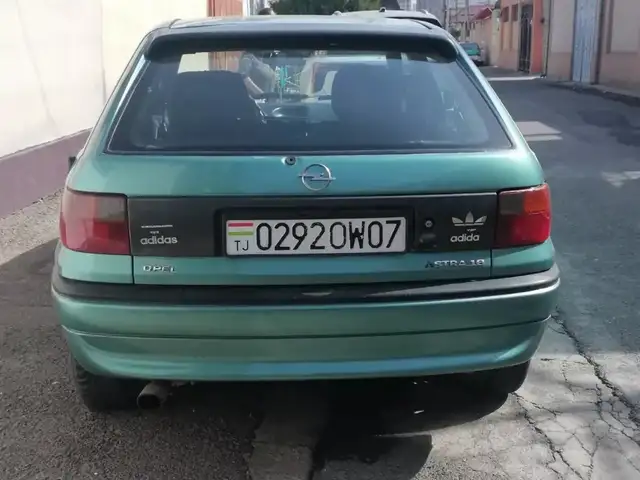 Opel Astra F
