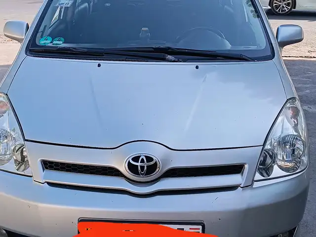 Toyota Corolla Verso