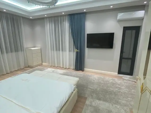 4-комн. квартира, 4 этаж, 225 м², 20мкр, Хуҷанд - 3