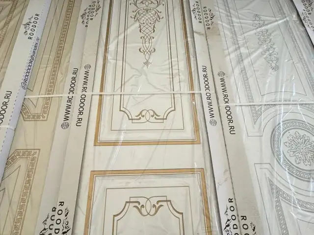 Эмалированная дверь, Душанбе